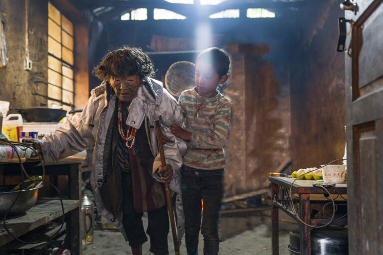 Luo Yun - Life-of-Face-tatooed-Women-4